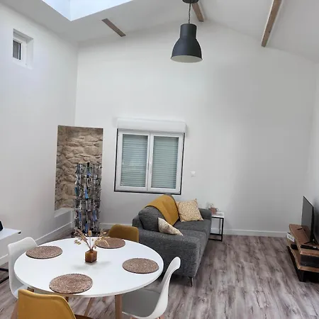 La Petite Forge, Air Conditioning, Jacuzzi & Medoc Vineyards Holiday home