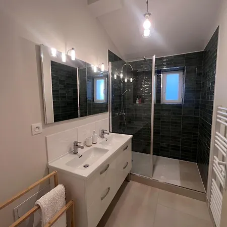 La Petite Forge, Air Conditioning, Jacuzzi & Medoc Vineyards Holiday home Listrac-Medoc